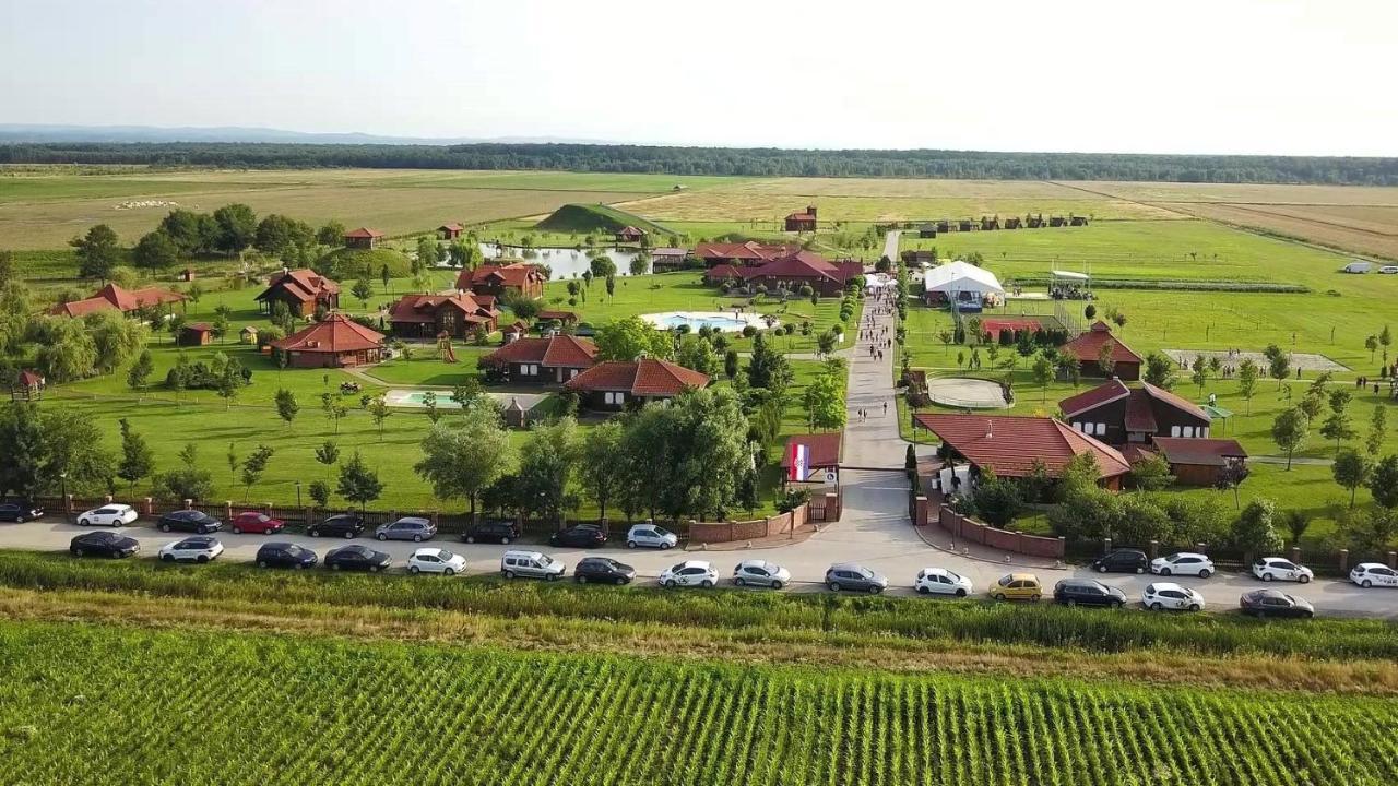 Krasograd Villa Pisarovina Exterior foto